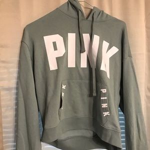 olive green VS PINK cropped hoodie